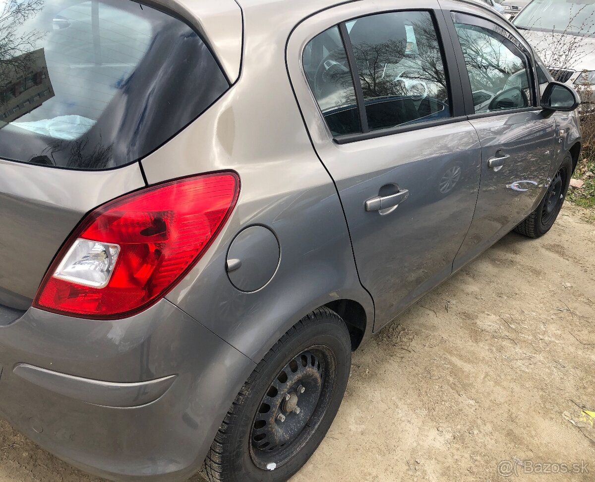 Opel corsa automat - 10