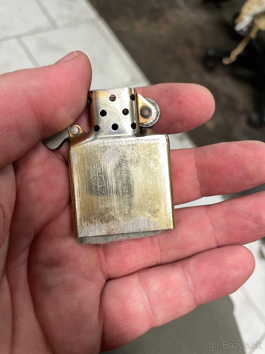 Zippo Four Roses Bourbon( 3/1993) - 10