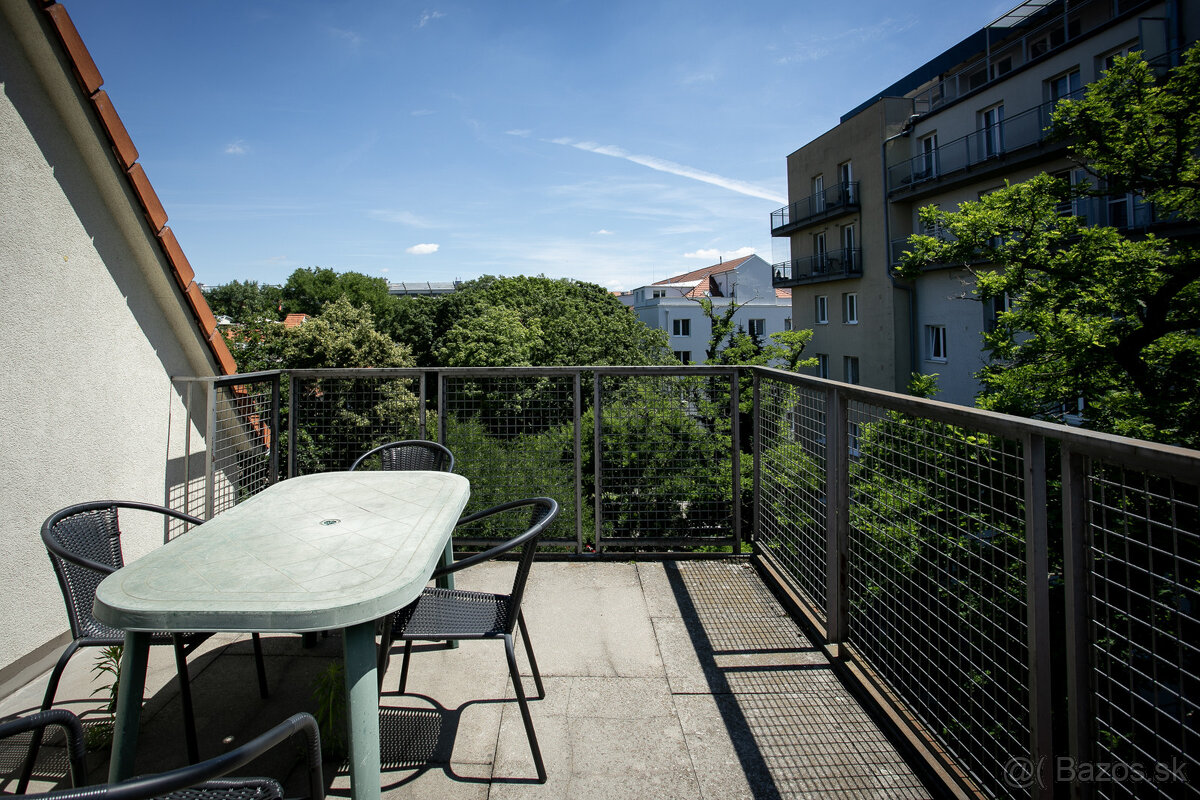 Len u nás v ponuke: Predaj 3 izbového bytu na Svätoplukovej - 10