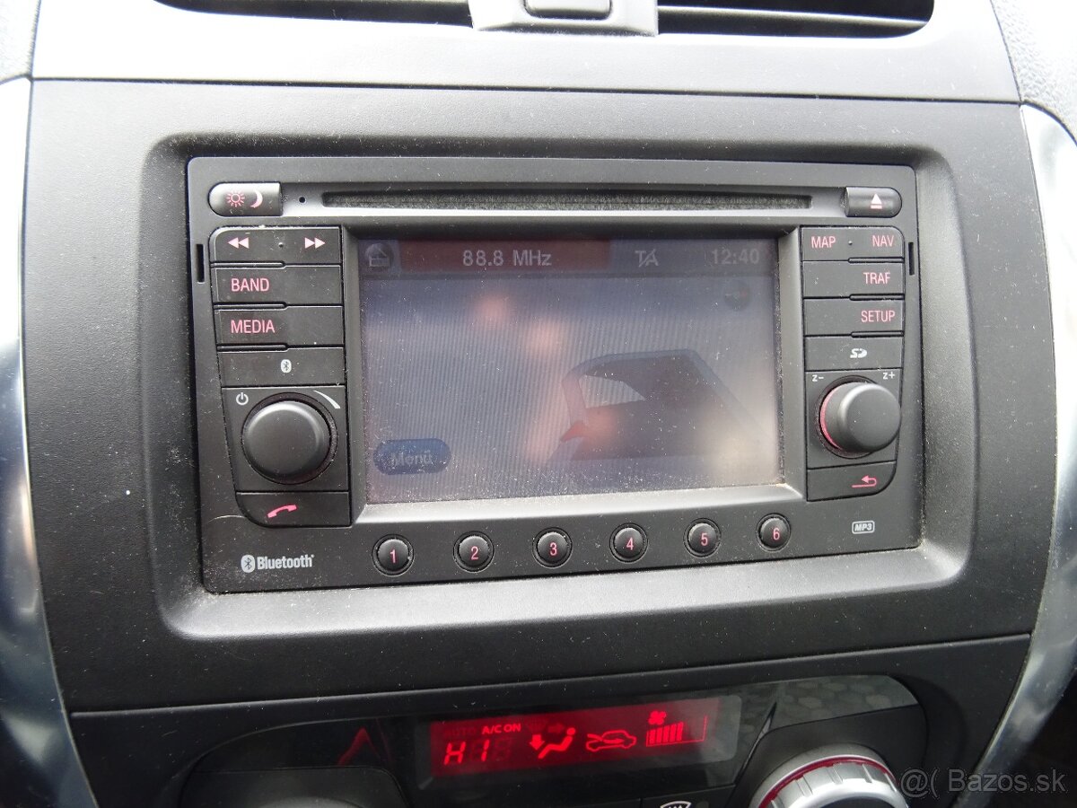 Suzuki SX4 2,0 DDiS 4x4 99kW 2x alu kola,tažné,pěkná výb. - 10