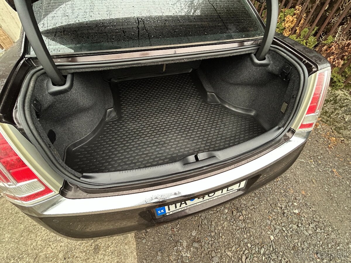 Lancia Thema Executive 3.0 CRD - 10