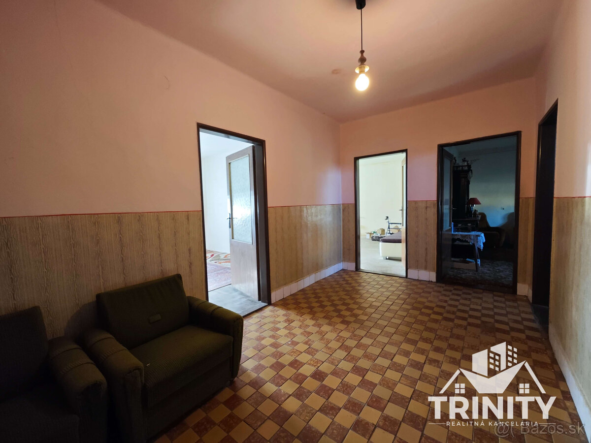 Na predaj poschodový 5-izbový rodinný dom v obci Pribeta - 10