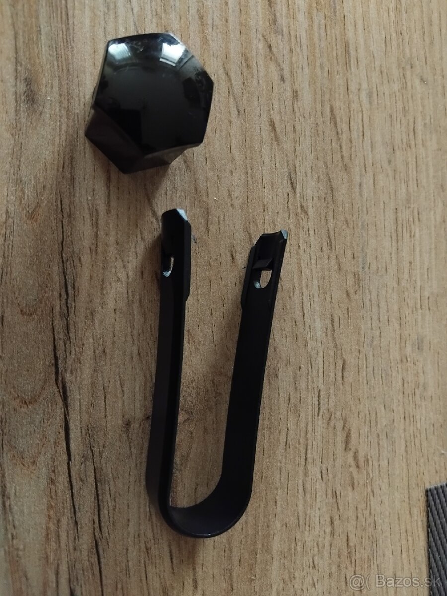 Ozdobné krytky brzdových strmenou a šrobov - 10