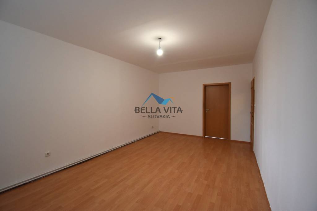 EXKLUZÍVNE - Moderný 3-izbový byt po rekonštrukcii na predaj - 10