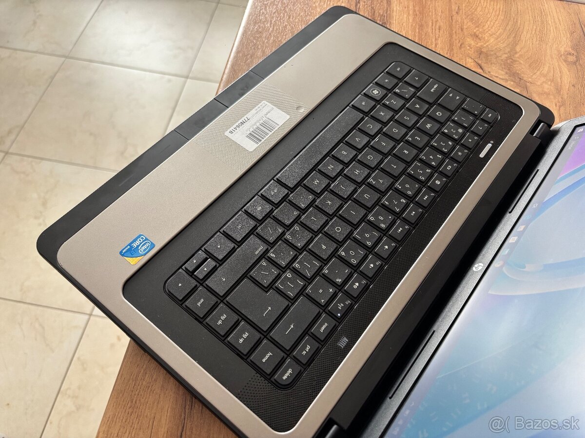 15.6"/HP Notebook/i3/8GB RAM/500GB SSHD/Intel HD grafika 2G - 10