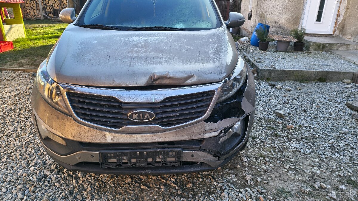 Predam naburanú Kia Sportage - 10