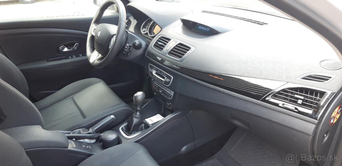 Renault Megane Grandtour 1.5 dCi - 10