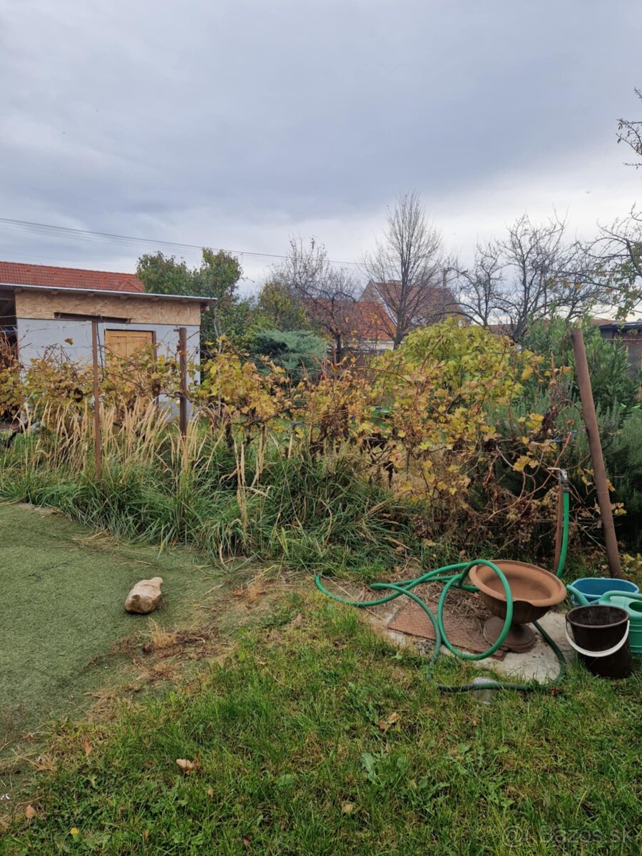 Cífer- ponúkame na predaj 4 izbový dom v Cíferi. - 10