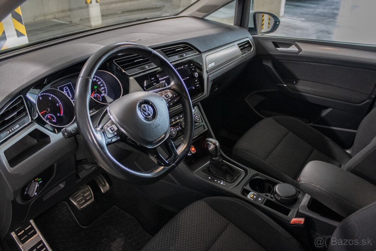 Volkswagen Touran 1.6 TDI SCR BMT Comfortline DSG - 10