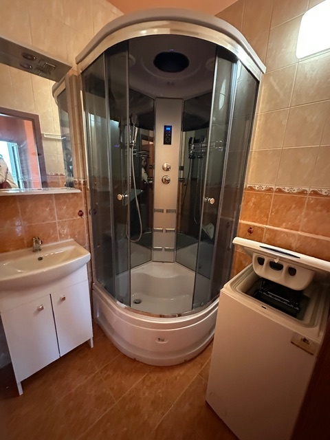 Priestranný 3.-izbový byt - Hanulova- Dúbravka- Bratislava - 10