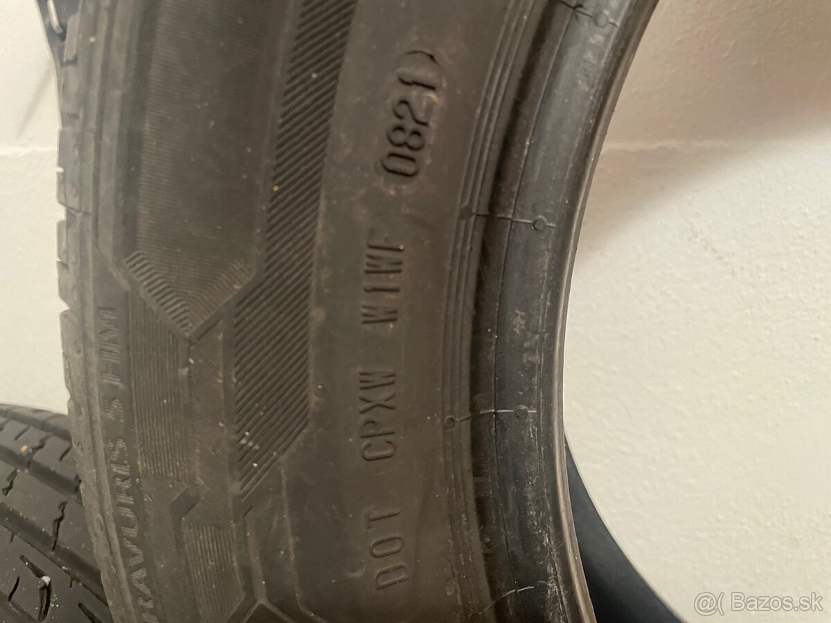 Pneu 205/60 r16 - 10