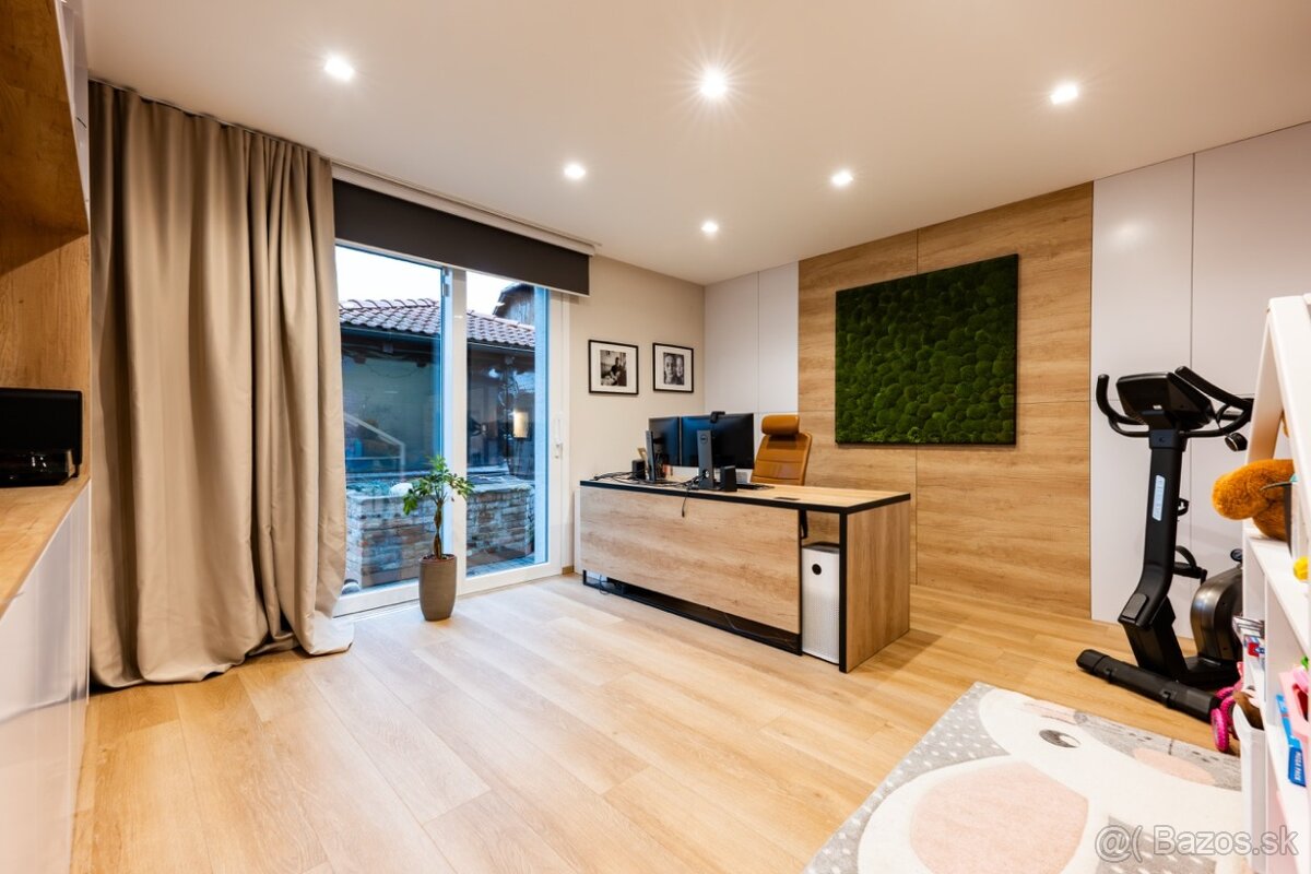 Exkluzívna rodinná vila Bošáca - 10