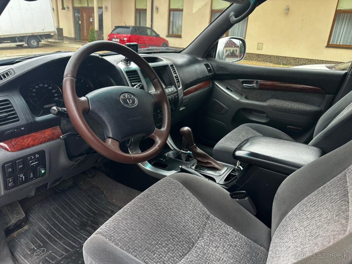 Toyota Land Cruiser 3.0 D-4D - 10