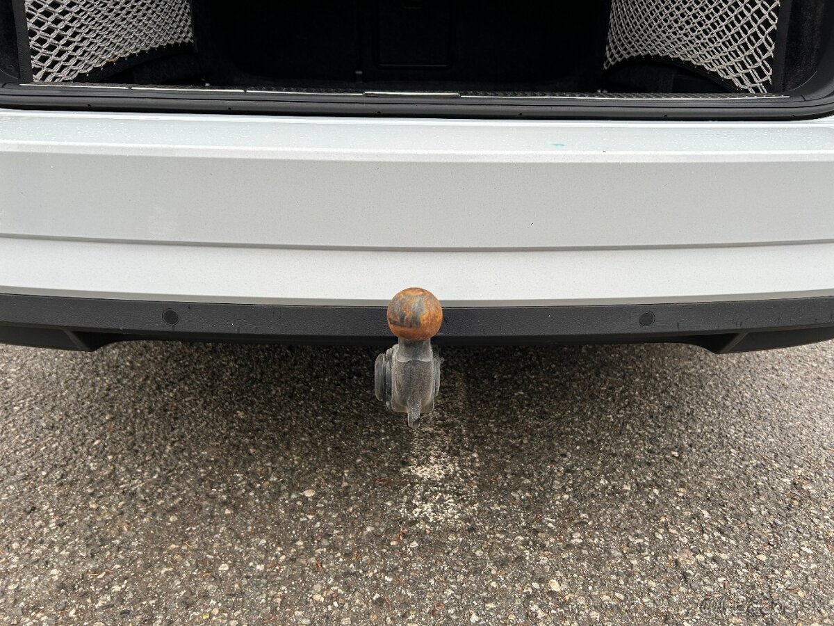 Škoda Superb Combi 2.0 TDI DSG – TOP stav - 10