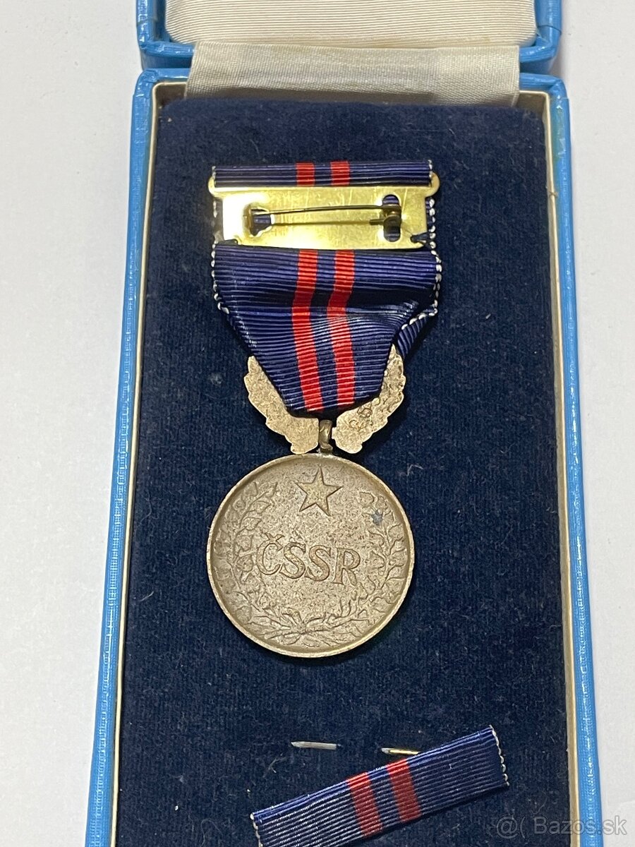 Plakety/medaile (8) - 10