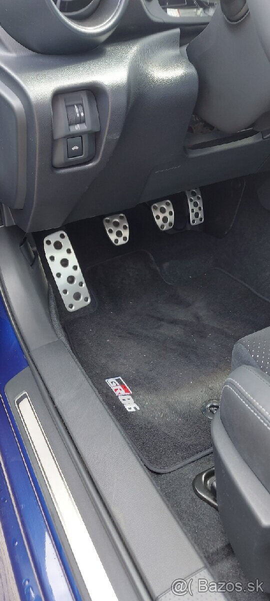 Toyota GR86 Executive 6MT - 10