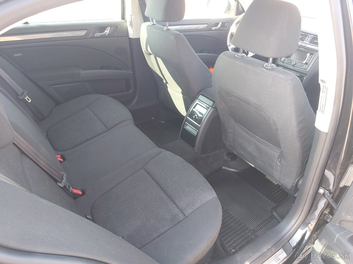 Škoda Superb 1.6 TDI CR DPF Elegance - 10