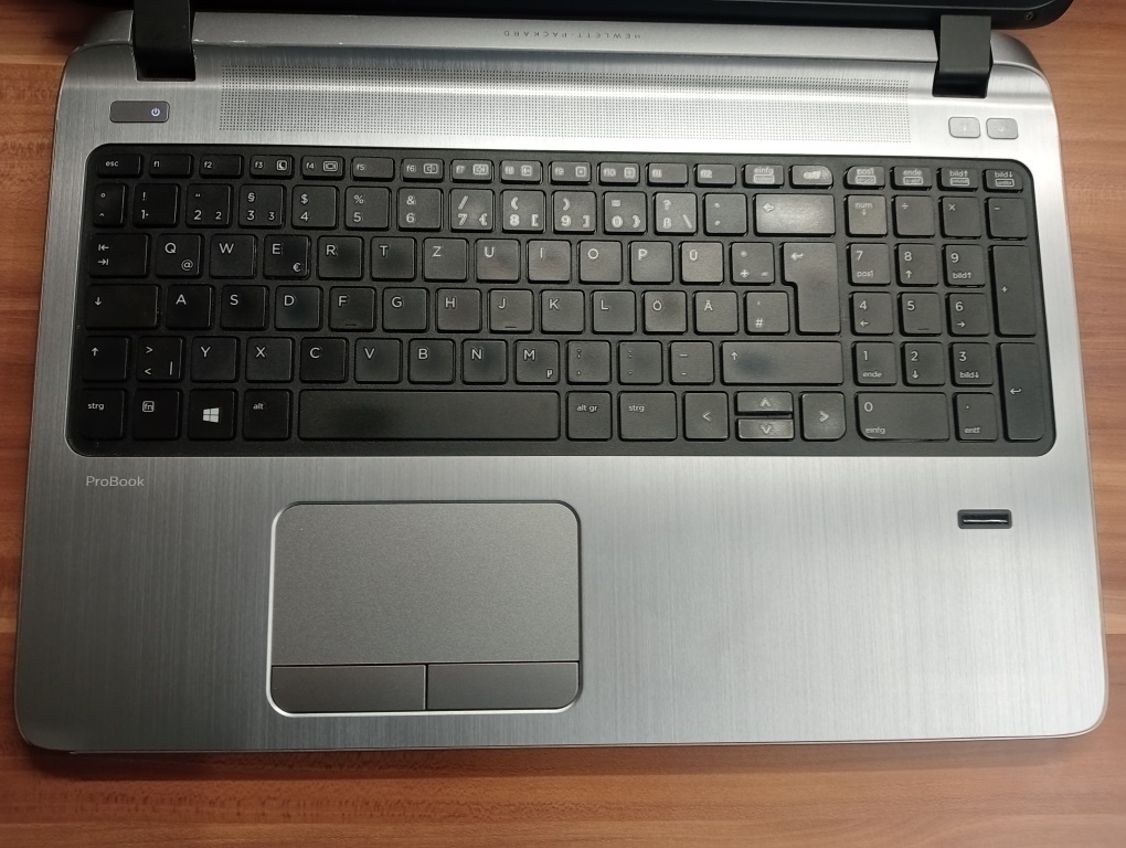 predám na diely notebooky HP 2. - 10