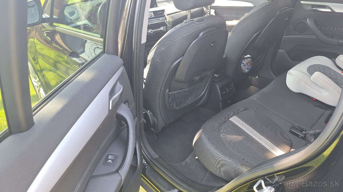 BMW X1 F48 - 10