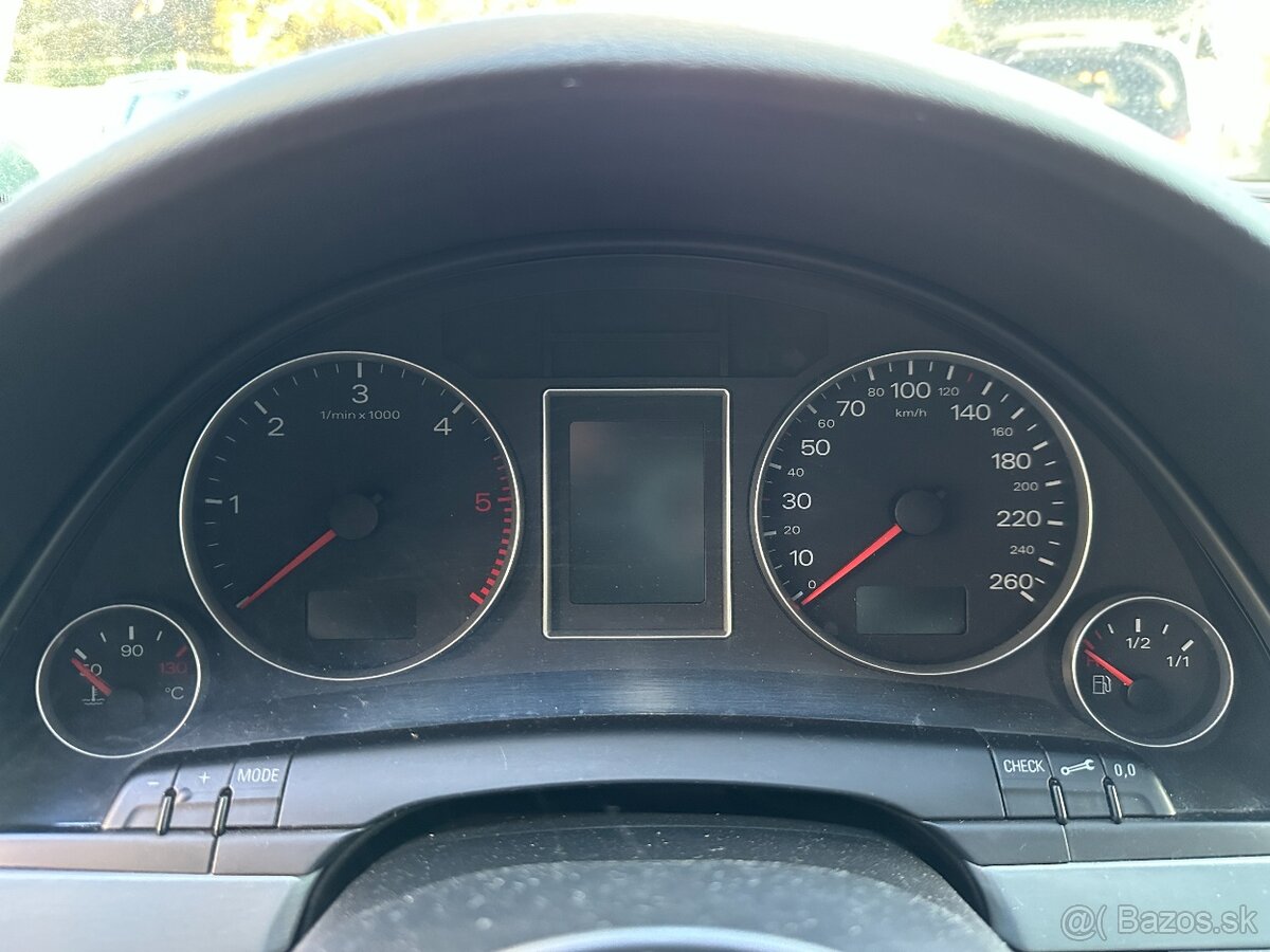 Audi A4 Avant B7 3.0TDI - 10