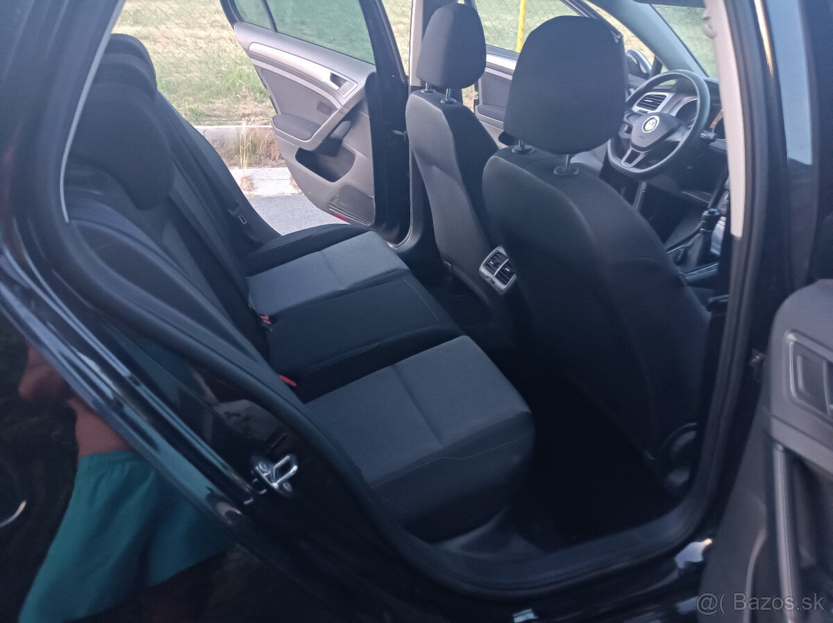 Volkswagen Golf, 1,6 TDi-81 kw,r.2014,d.klima - 10