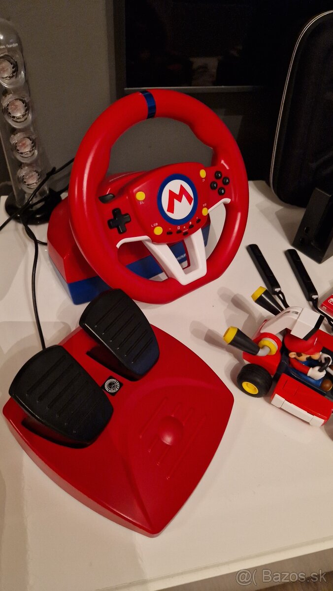 Predám Nintendo Switch + volant Mario Kart - 10