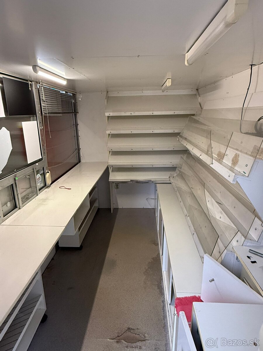 Novinovy stanok -klimatizovana - 10