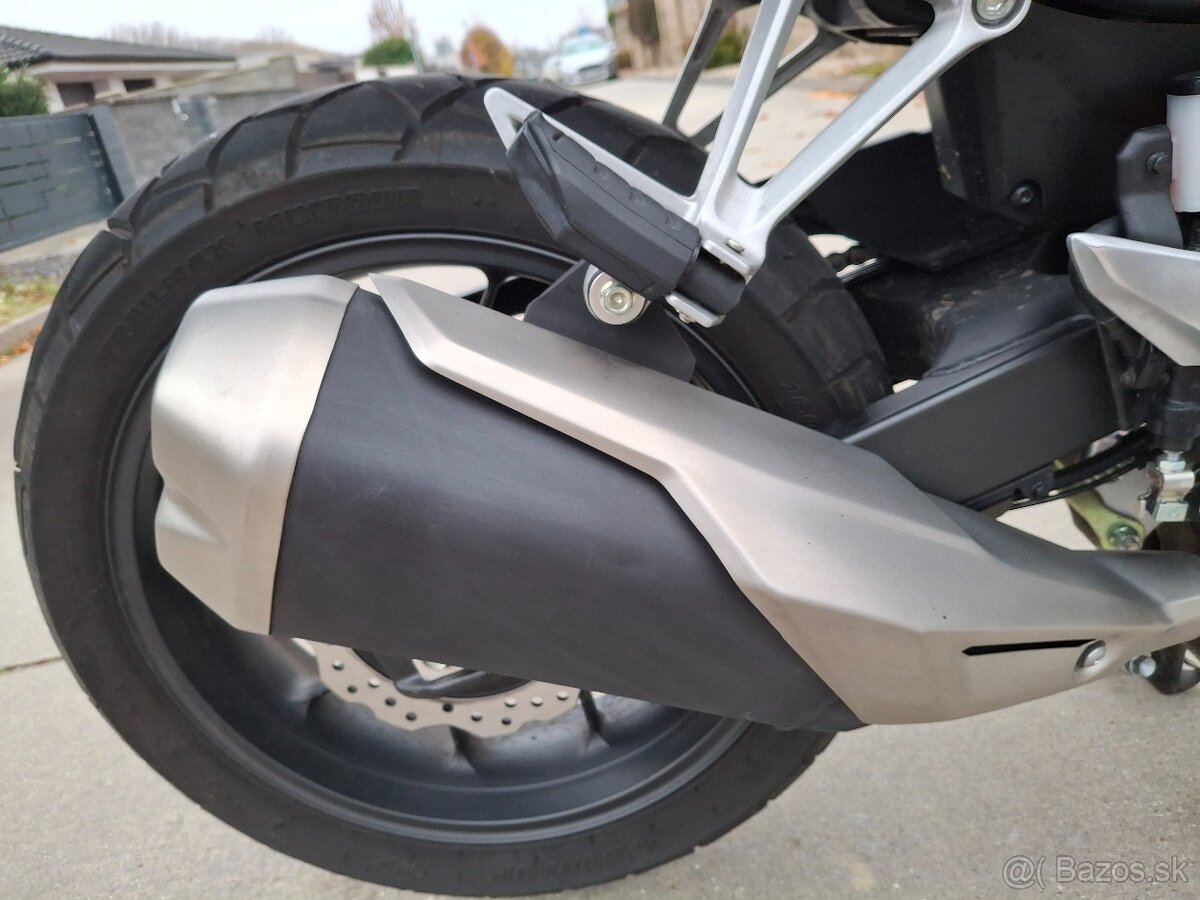 HONDA NX 500 (2024) - 10