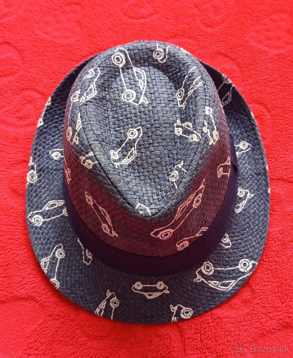 Čiapky, rukavice, korunky - 10