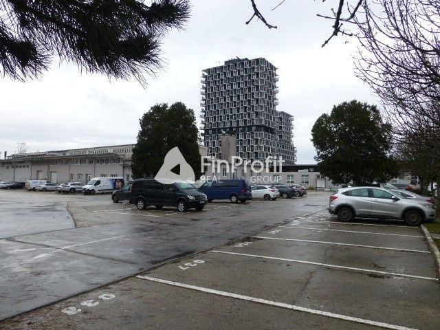 Kancelárske priestory s umývadlom - od 15 m2, Račianska ul. - 10