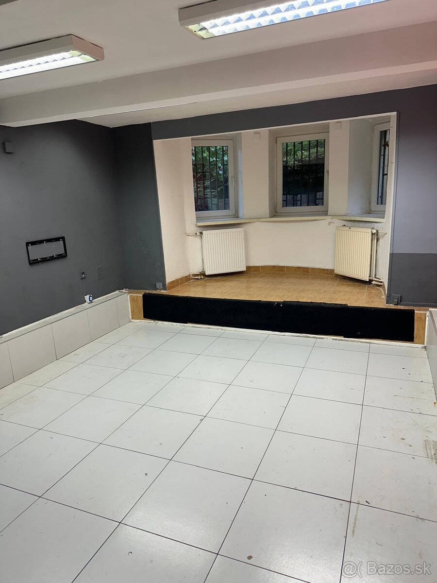 Prenájom kancelárií, cena 8,60eur/m2 - 10