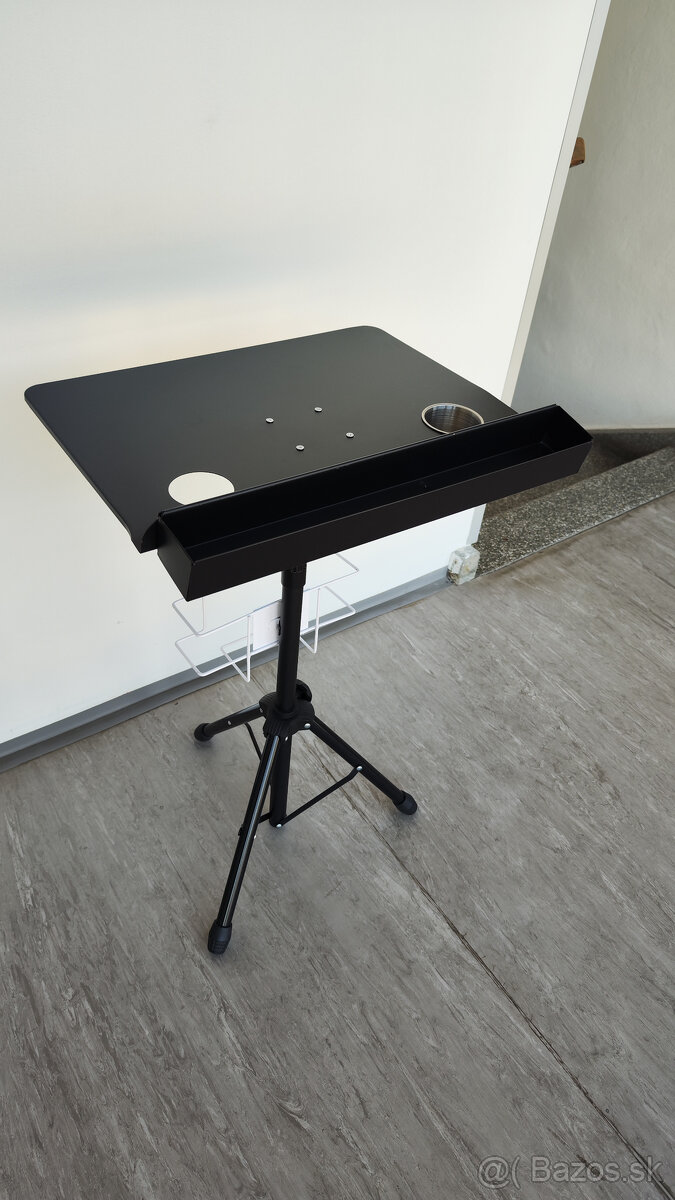 Tetovací stolík - tripod - 10