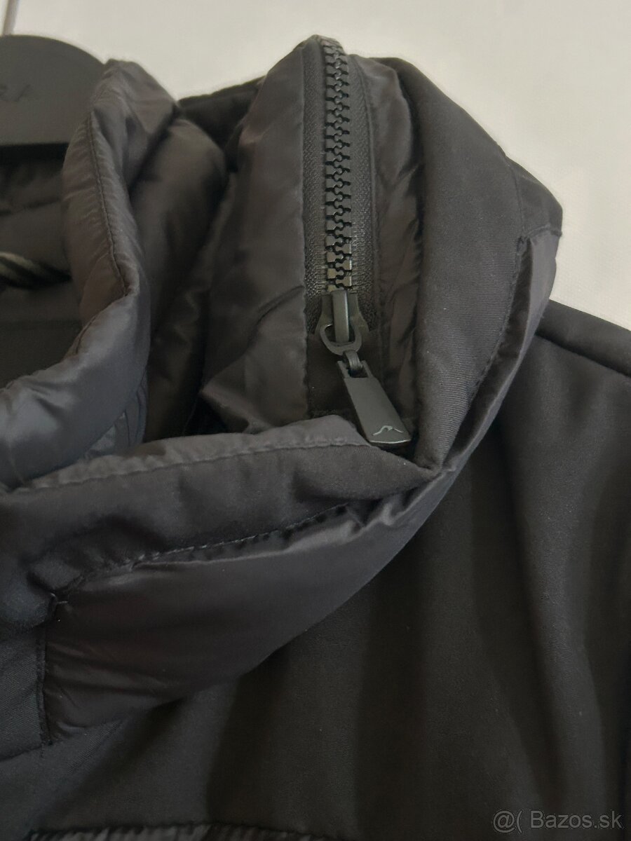 ŠPORTOVÁ VETROVKA zn.VOLCANO č.M - 10