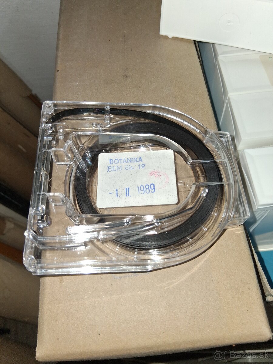 Vlajky,plagaty,mapy,stoličky - 10