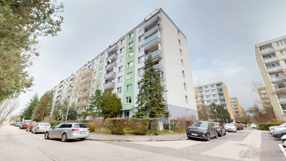 Príjemný dvojizbový byt na Chlumeckého ulici v Ružinove - 10