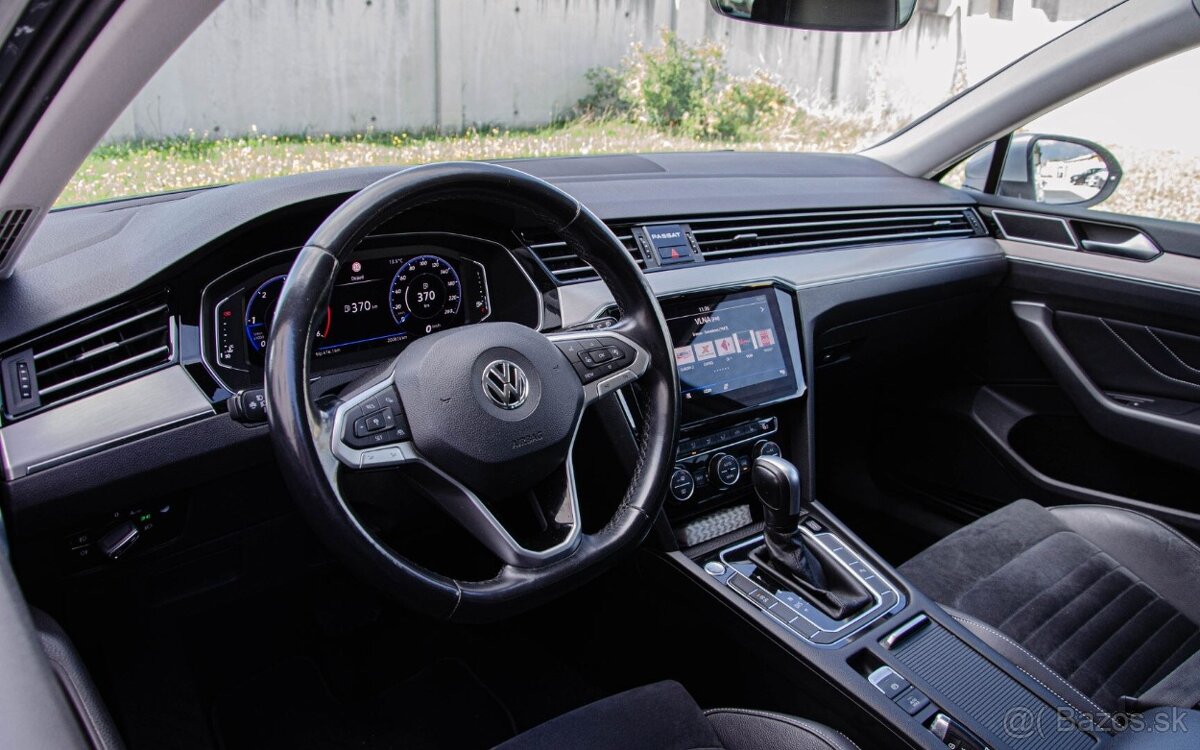 Volkswagen Passat Variant 2.0 TDI BMT Highline DSG - 10