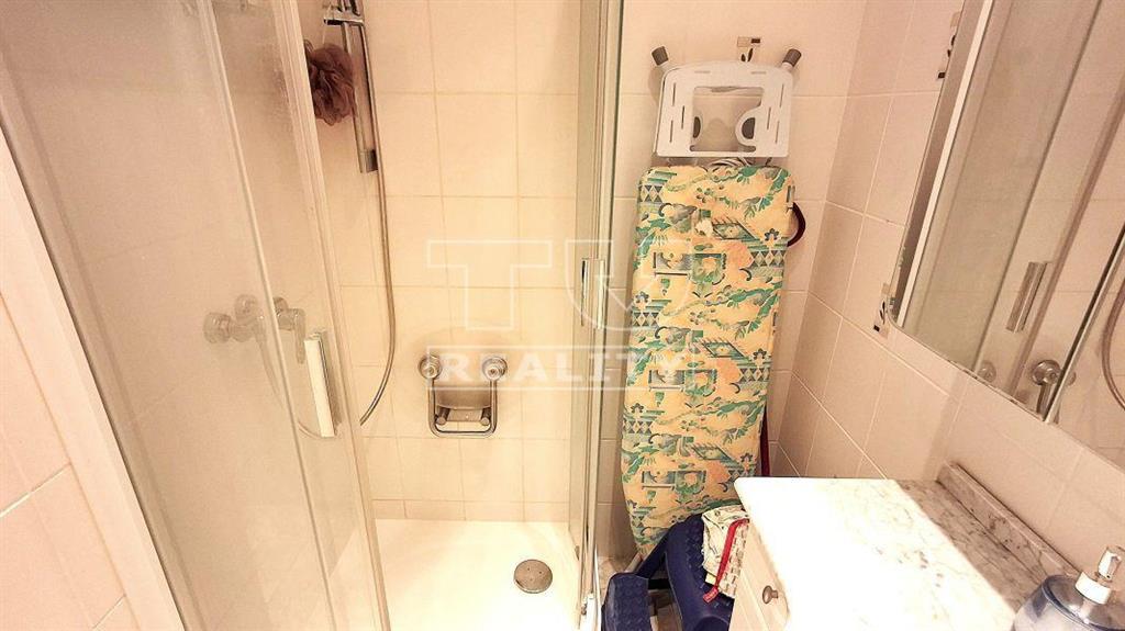 Prenájom 1 izbového bytu s úžitkovou plochou 40 m2 v... - 10