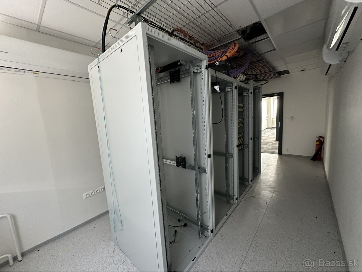 Moderné kancelárske priestory - 660 m2 - na Juhu - 10