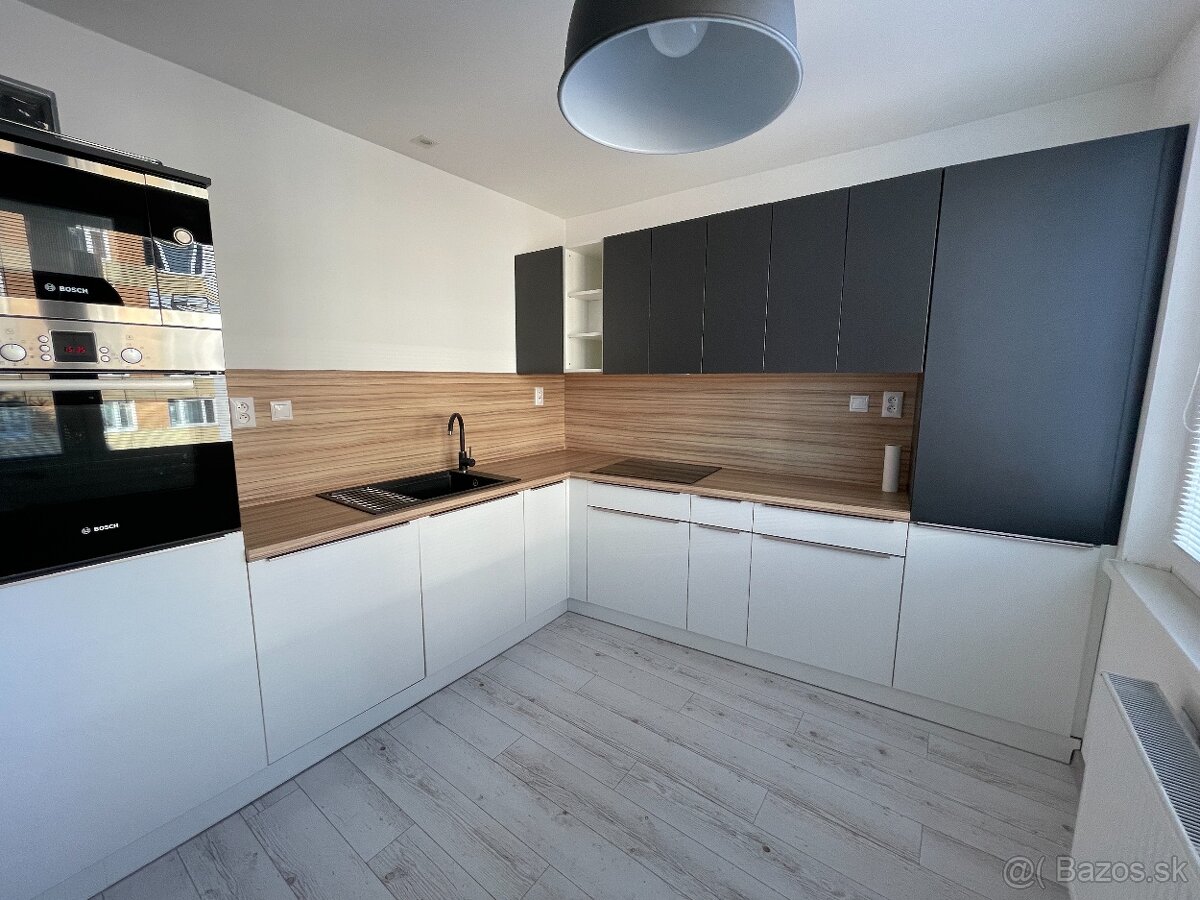 Prenajmem 2-izbový byt v Poltári - 10