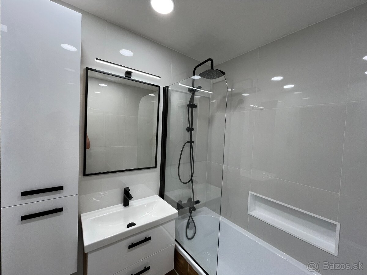 KOMPLETNÁ REKONŠTRUKCIA, MODERNÝ 3 IZBOVÝ BYT S LOGGIOU - 10