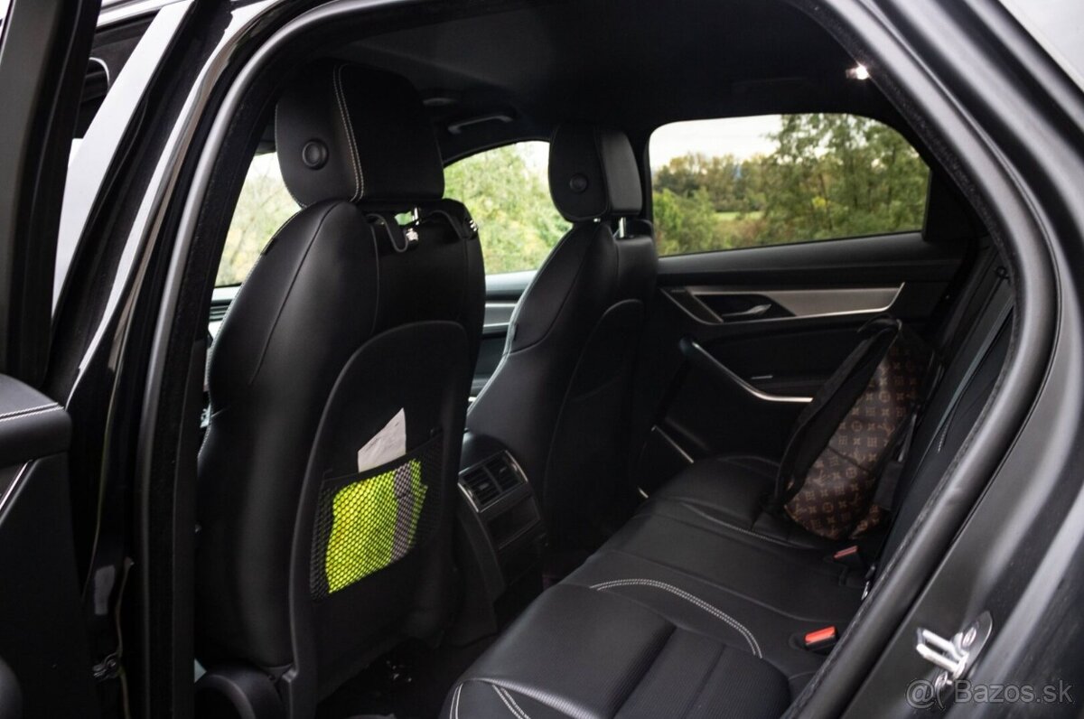 Jaguar F-Pace 3.0 I6 P400 MHEV R-Dynamic Black AWD A/T - 10