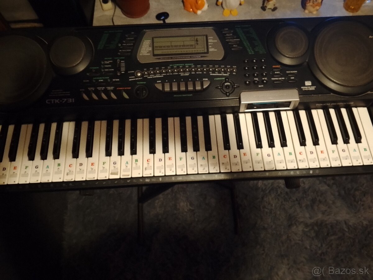 Predám klávesy Casio CKT-731 - 10
