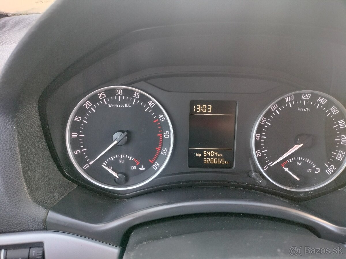 Škoda Octavia II - 10