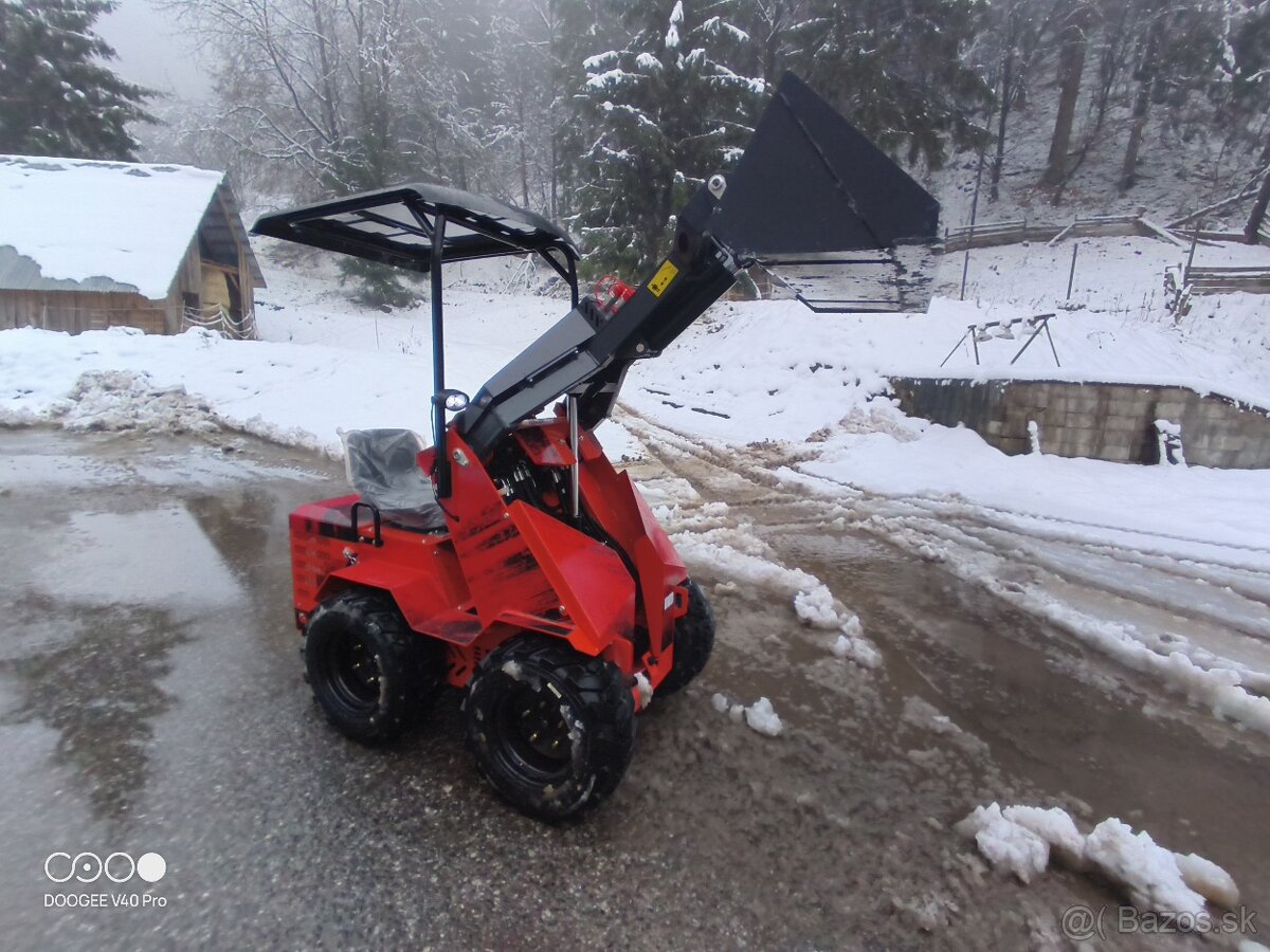 Kolesovy nakladac smykovy - 10