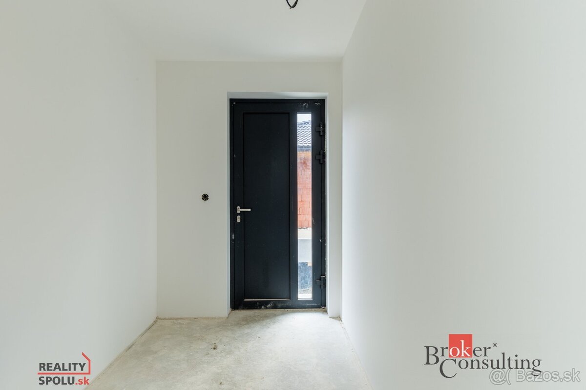 Rodinný dom na predaj - Ružomberok - 10