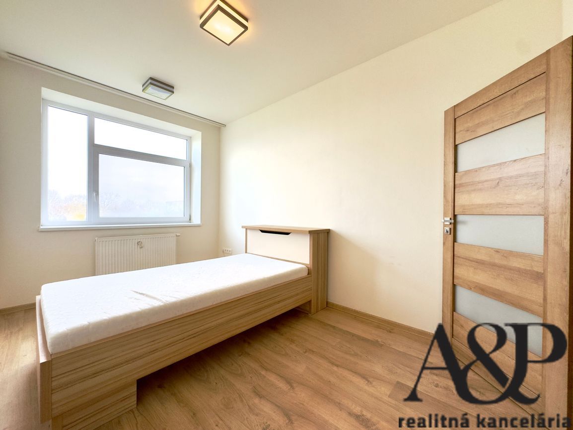 NA PRENÁJOM 3 IZB. BYT V NOVOSTAVBE, 83M2, SOTINSKÁ UL. SENI - 10