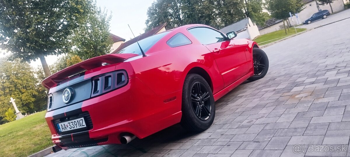 Ford Mustang 3.7 V6 California - 10