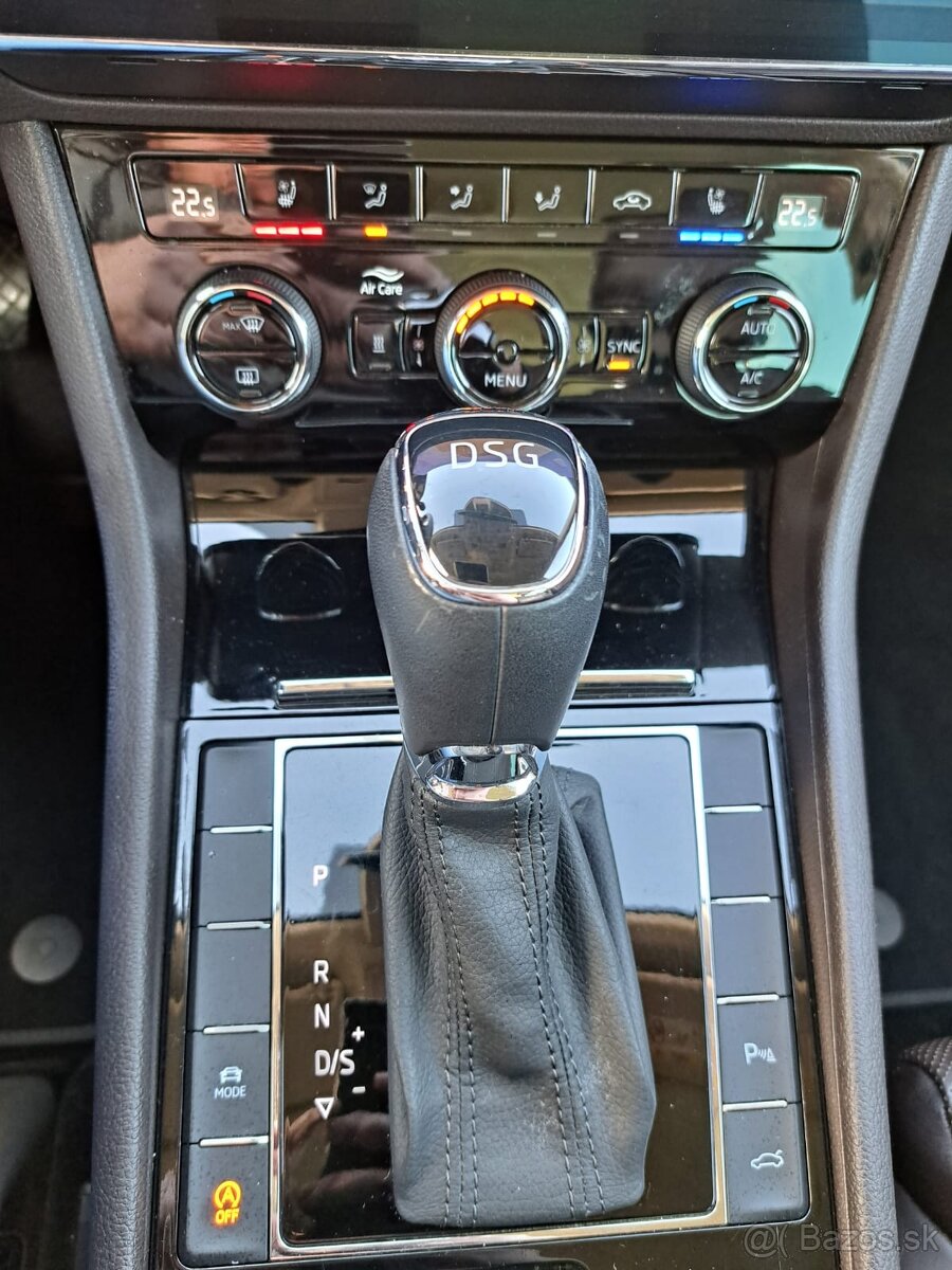 Škoda Superb Combi L&K nadštandardná výbava +kamera - 10