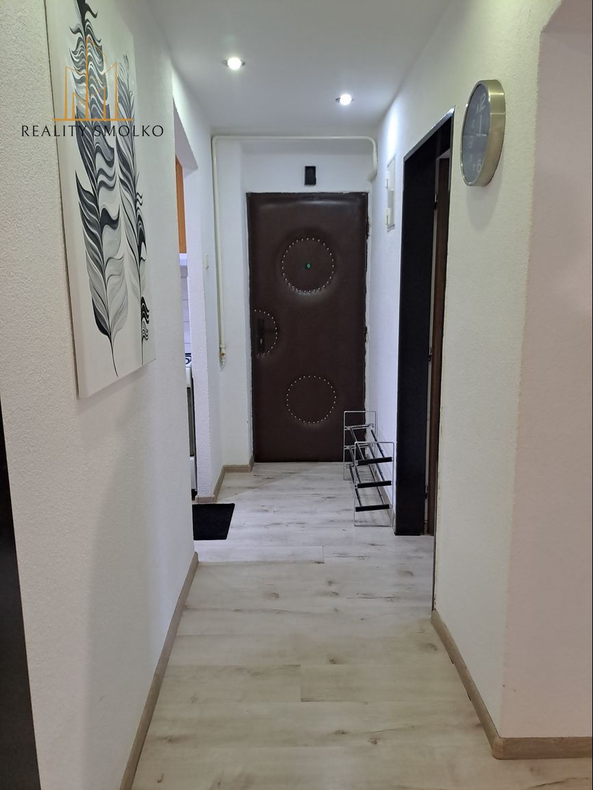 Predaj 3i byt v meste Snina - 10