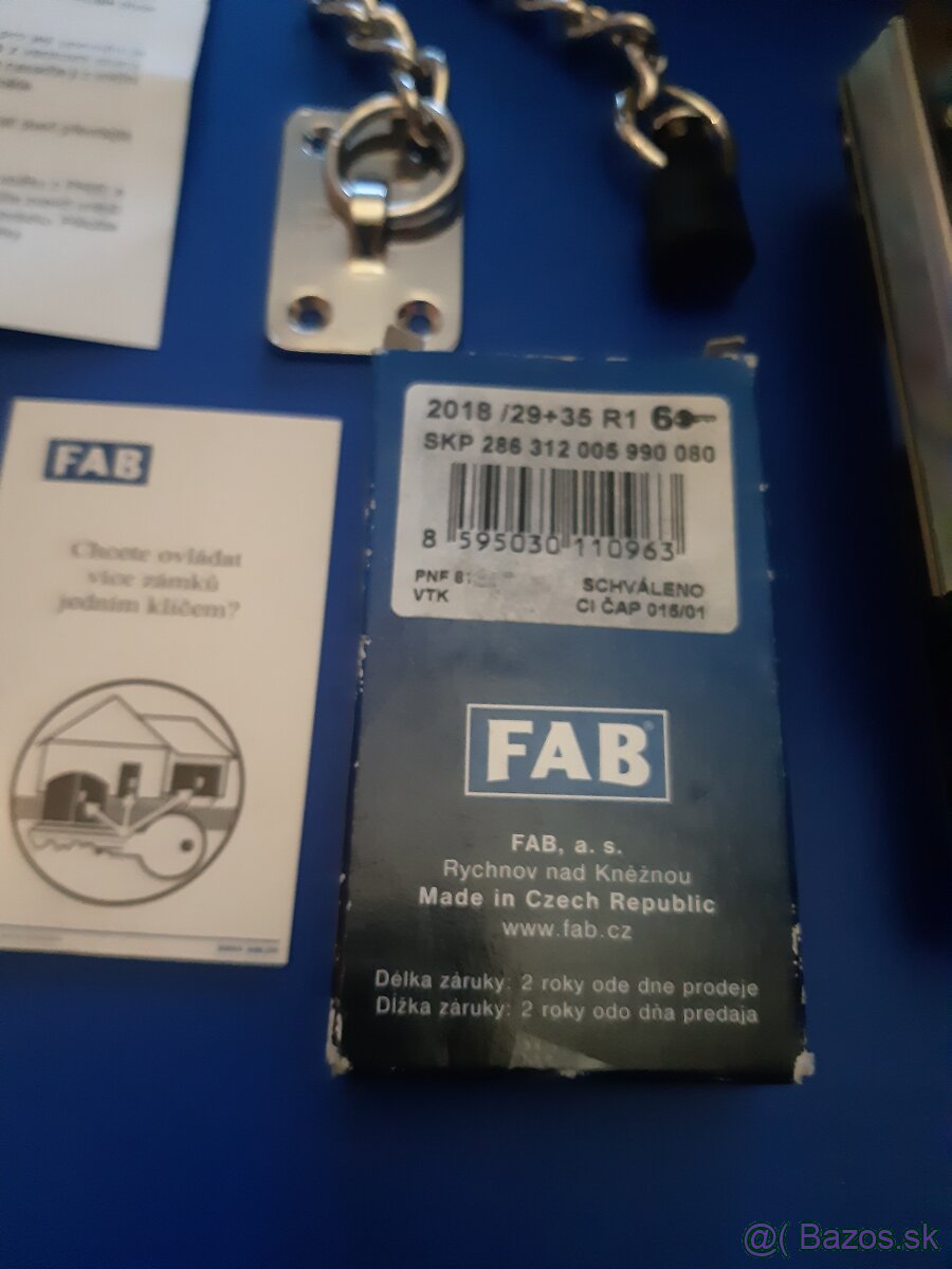 Kovanie na bezpečnostné dvere + vložka+zámok+retiazka - 10